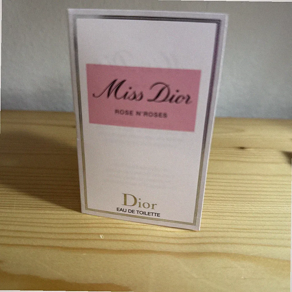 DIOR Miss Dior ROSE N'ROSES Eau de Toilette EDT Perfume Sample .03 oz / 1ml