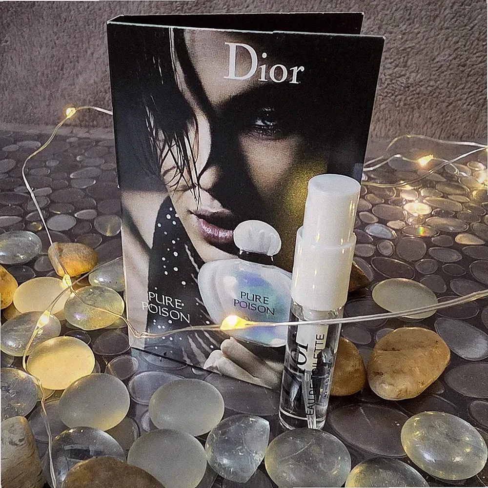Dior - Pure Poison Perfume Cologne Sample Spray 2ml-0.06 fl oz