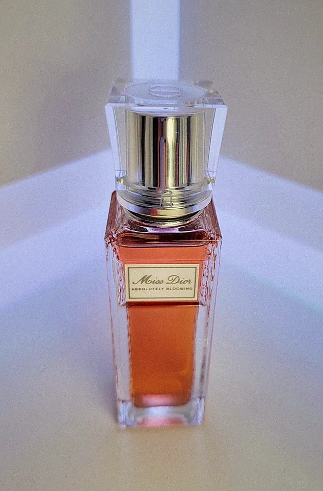 Miss Dior By Christian Dior 20ml / 0.67oz EDT Roller Pearl Tester